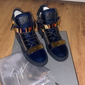 Giuseppe zanotti size 39